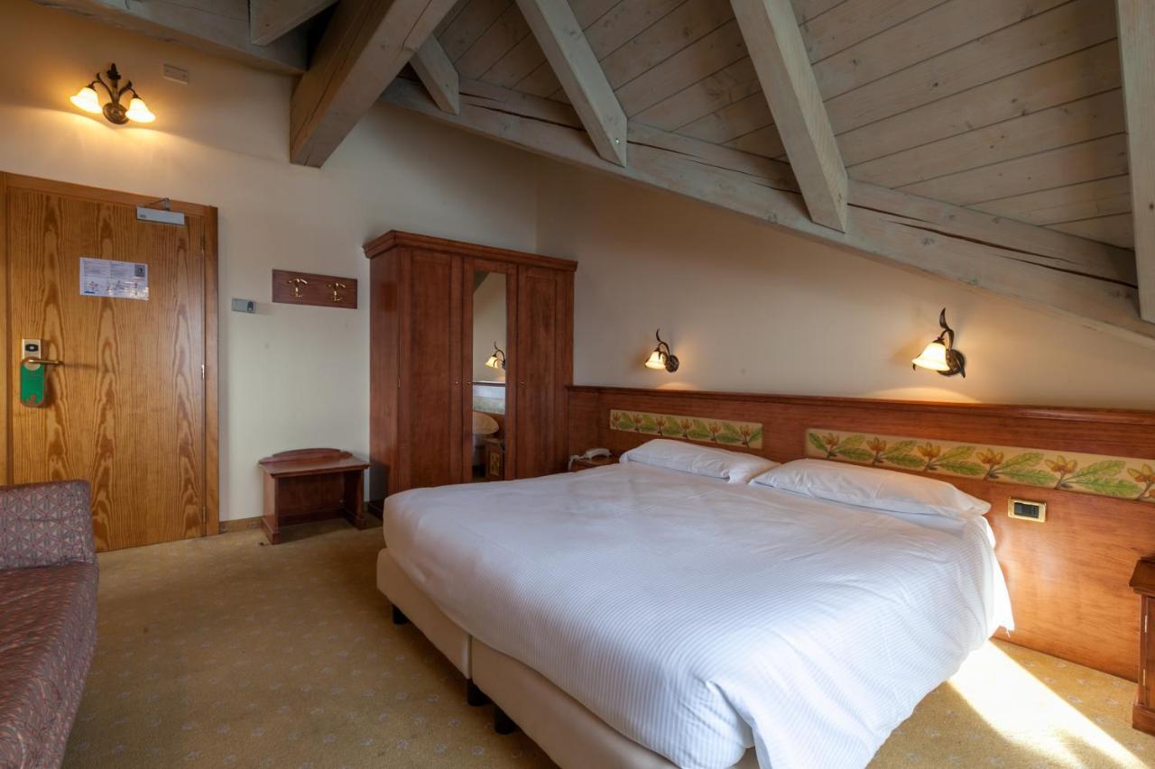 Hotel Delle Alpi Passo del Tonale Bagian luar foto